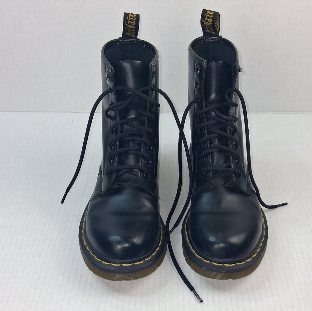 Dr. Martens 1460 Black Smooth Leather Boots